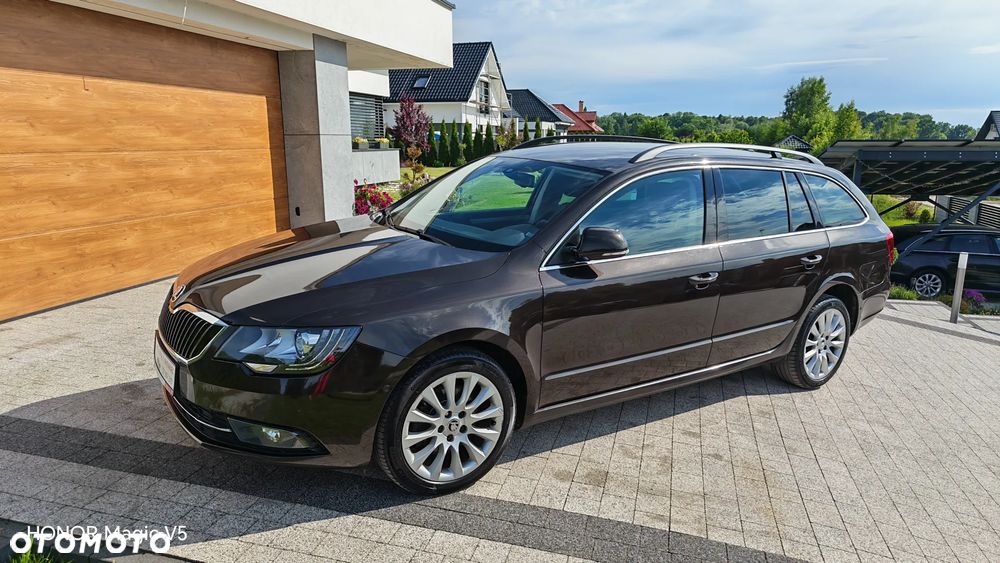 Skoda Superb 2.0 TDI Elegance DSG - 1