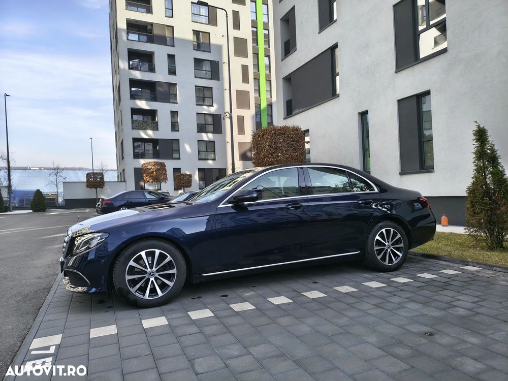 Mercedes-Benz E 220 d 9G-TRONIC - 3