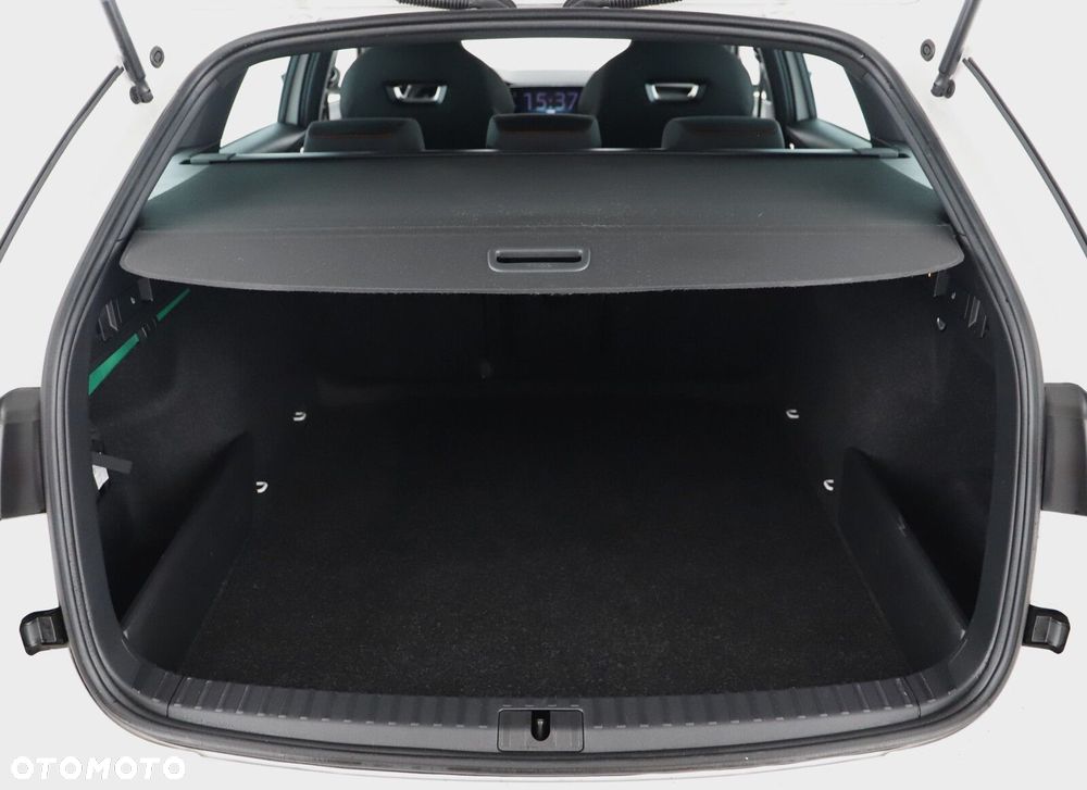 Skoda Octavia 2.0 TDI RS DSG - 25