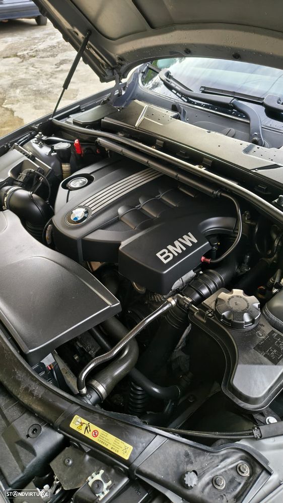 BMW 318 d - 9