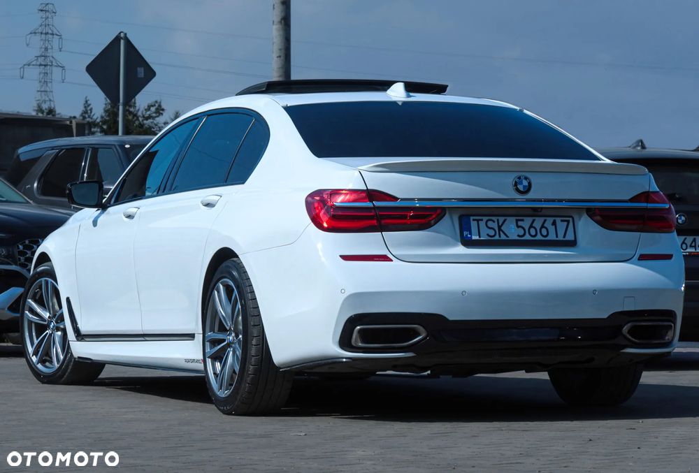 BMW Seria 7 750Li xDrive - 8