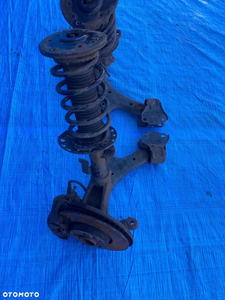 MCPHERSON ZAWIESZENIE ZWROTNICA KOPYTO AMORTYZATOR WAHACZ PIASTA KOMPLET PRAWY PRAWE PRZÓD PRZEDNIE VOLVO V60 S60 10-13R 2.0D - 3
