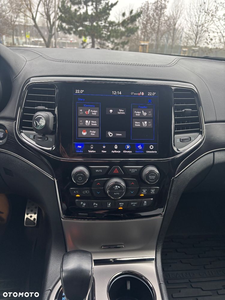 Jeep Grand Cherokee 5.7 V8 HEMI Overland Summit - 20