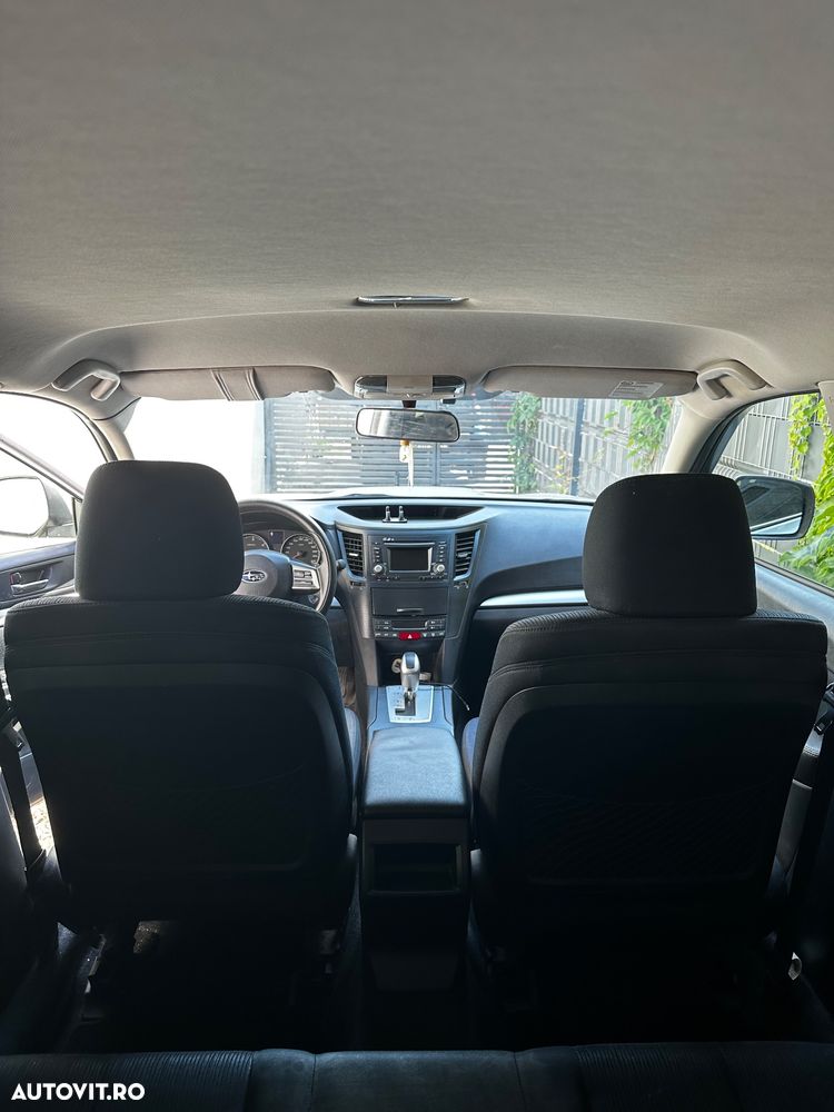 Subaru Legacy - 18