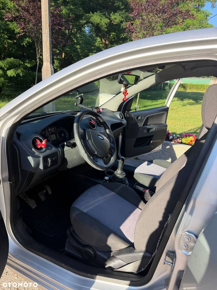 Ford Fiesta 1.25 Gold X - 19