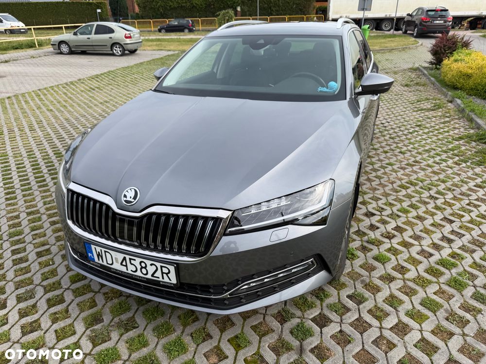 Skoda Superb 2.0 TDI SCR Style DSG - 5