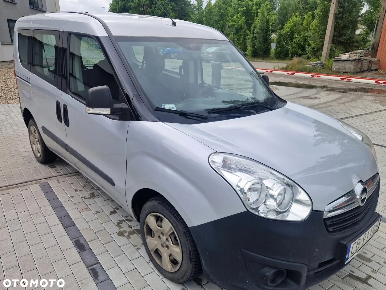 Opel Combo - 8