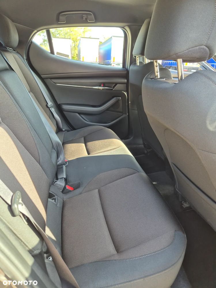 Mazda 3 - 16