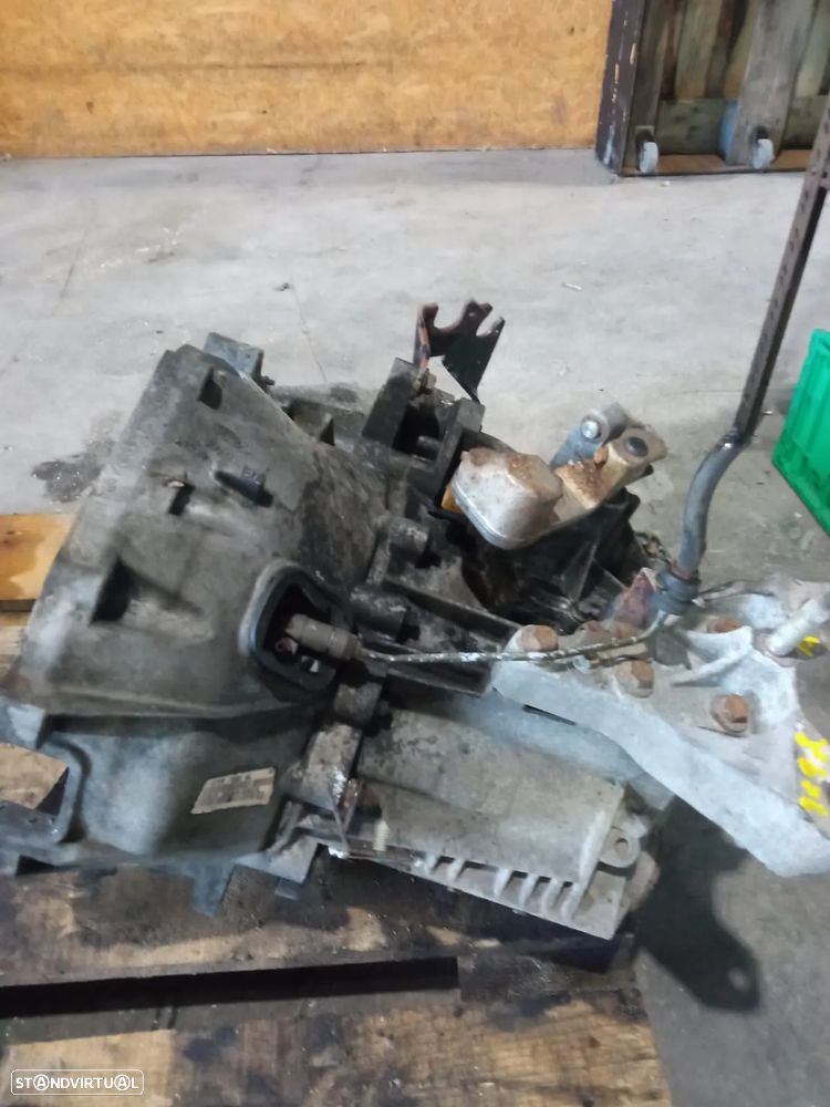 Caixa de velocidades Ford Transit 2.0 Di REF: 1C1R 7002 AL - 2