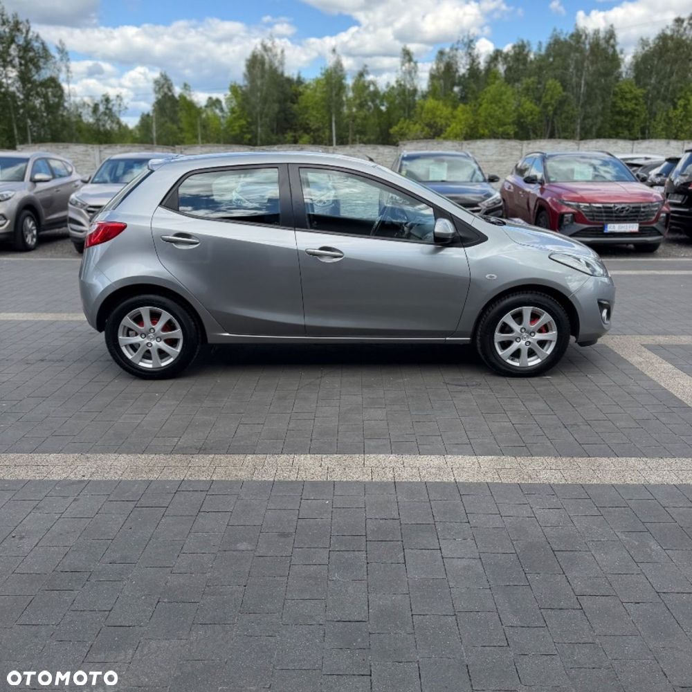 Mazda 2 - 12