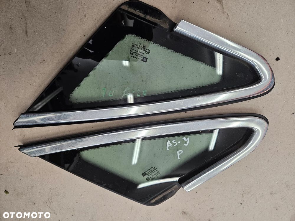 Opel Astra J 4 IV  Szyba szybka przód przednia boczna karoseryjna prawa lewa