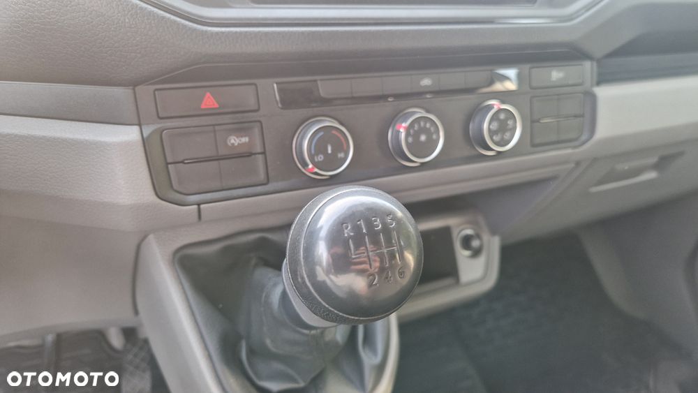 Volkswagen CRAFTER - 11