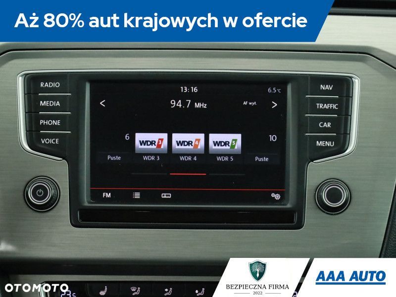 Volkswagen Passat - 10