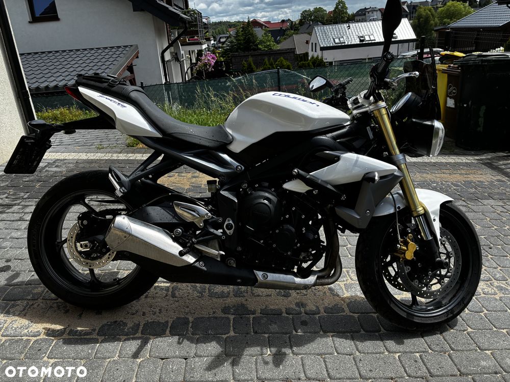 Triumph Street Triple - 3