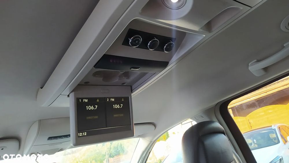 Chrysler Town & Country 3.6 Touring - 16
