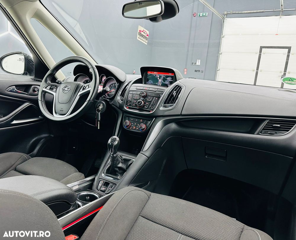 Opel Zafira 2.0 CDTI Start/Stop Cosmo - 23
