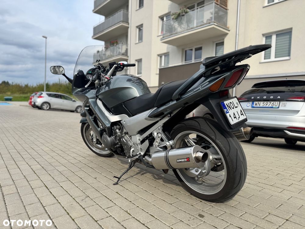 Yamaha FJR - 5