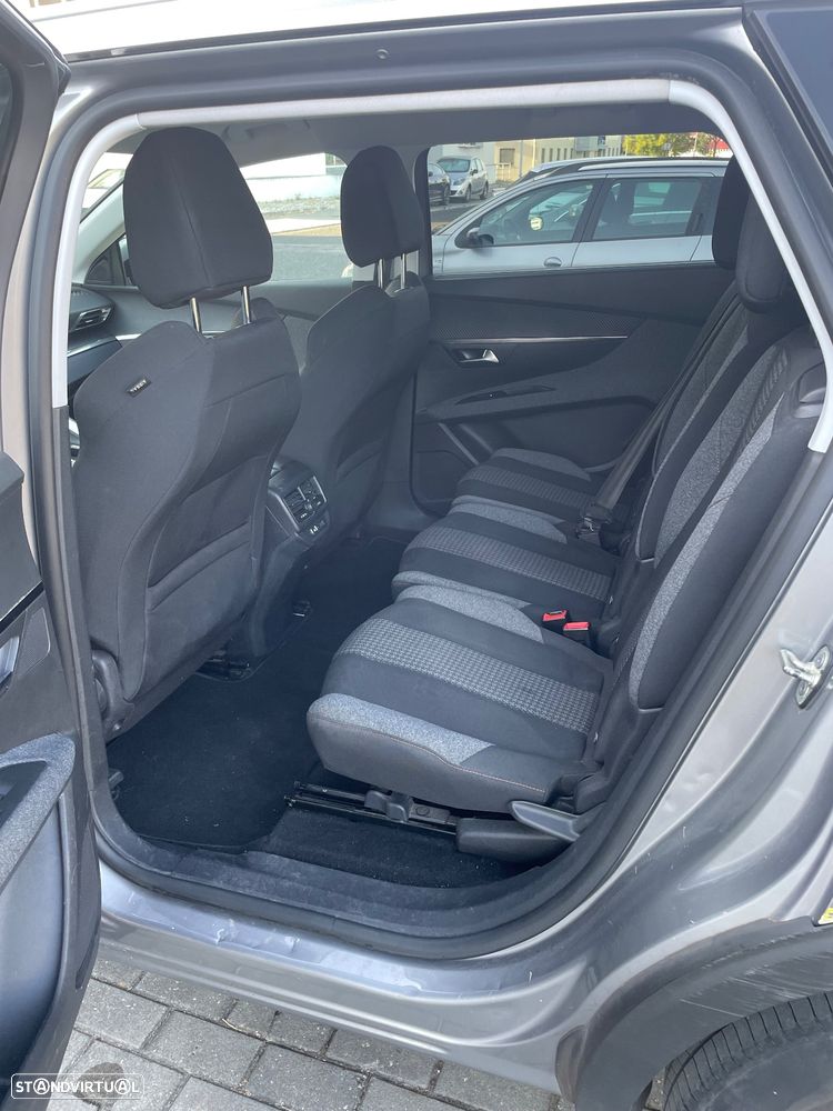 Peugeot 5008 1.5 BlueHDi Allure EAT8 - 10