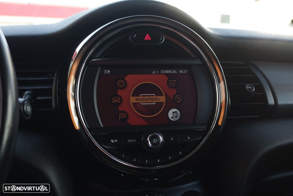 MINI 5 Portas Cooper D 4Business Auto - 45