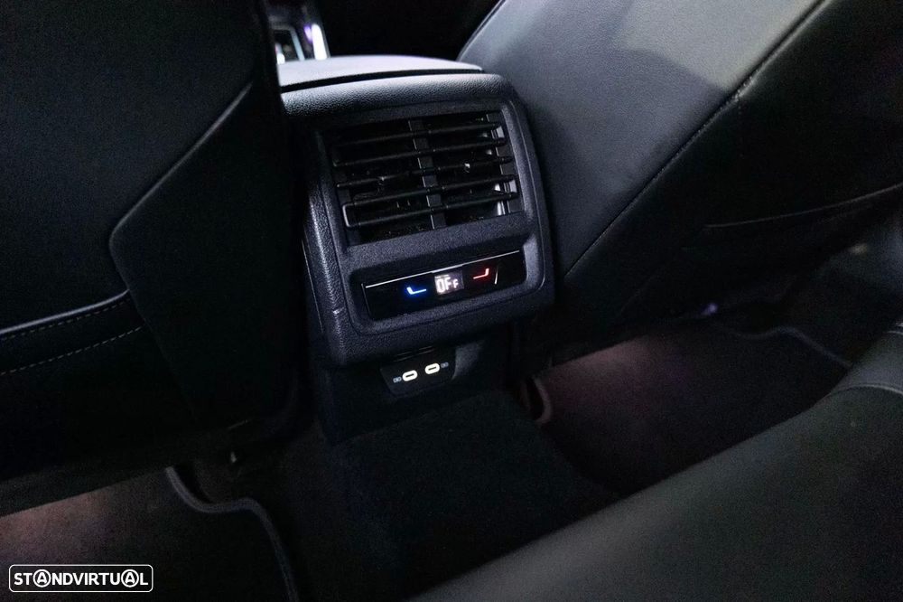 VW Golf 2.0 TSI R DSG - 28