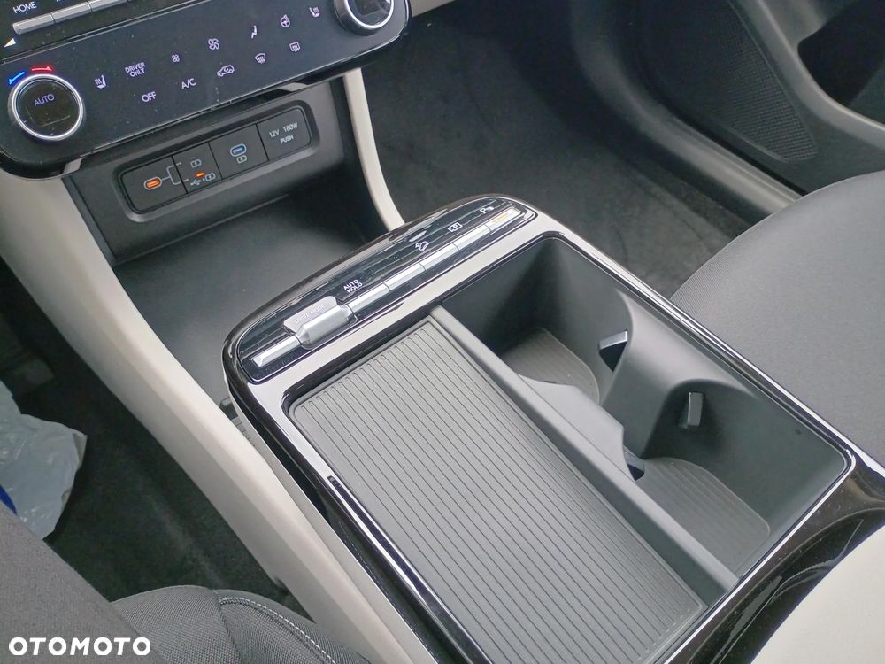 Hyundai Tucson 1.6 T-GDi HEV Modern 2WD - 15