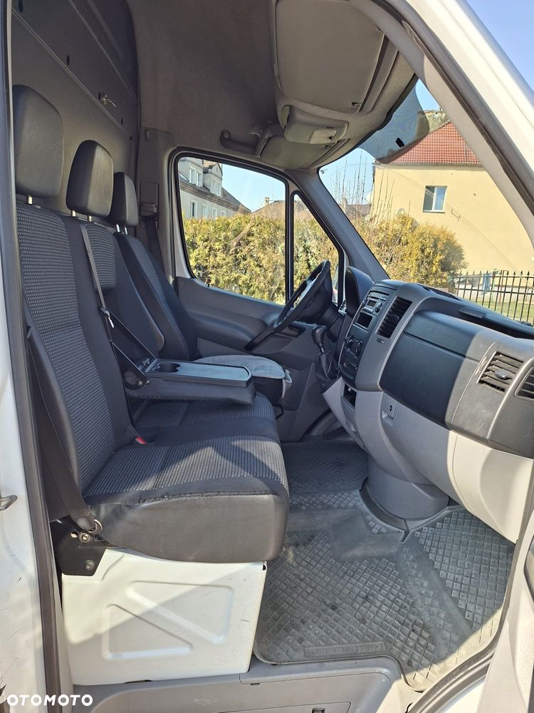 Mercedes-Benz SPRINTER - 14