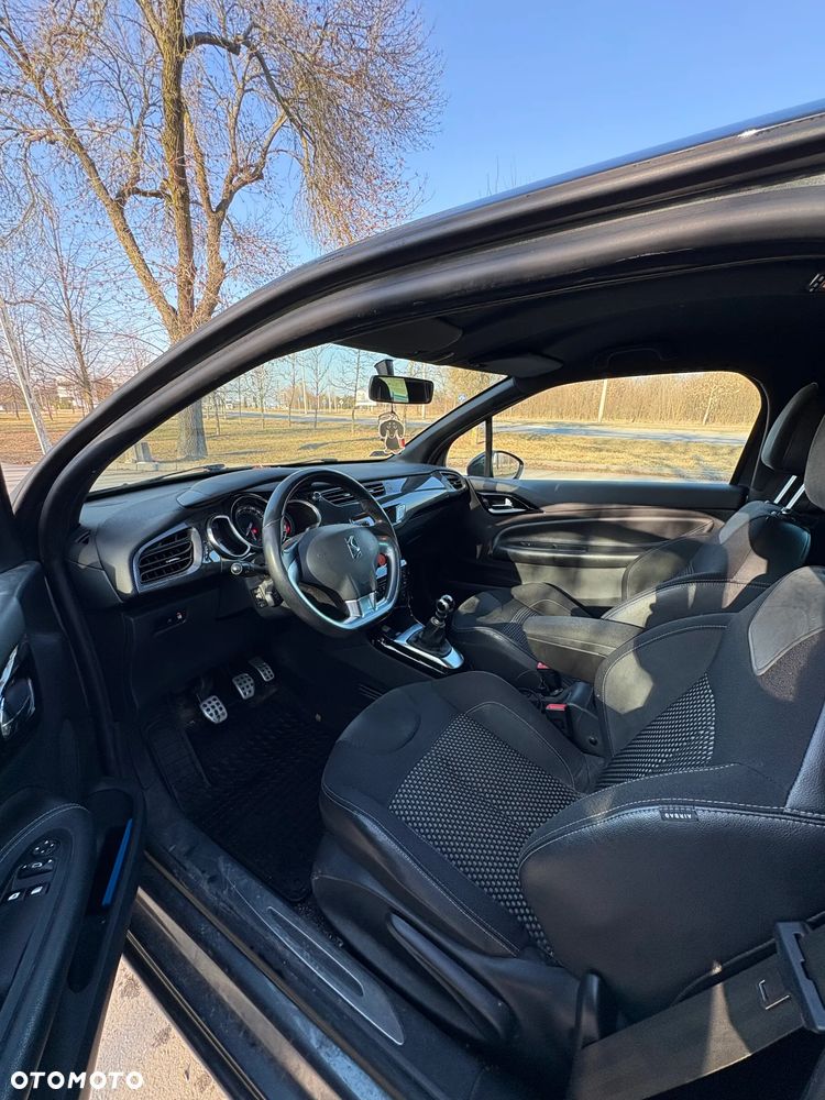 Citroën DS3 e-HDi 110 FAP SportChic - 6
