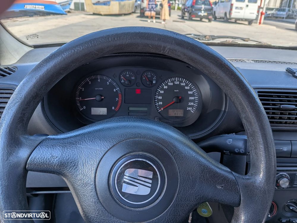 SEAT Leon 1.6 Signo - 2