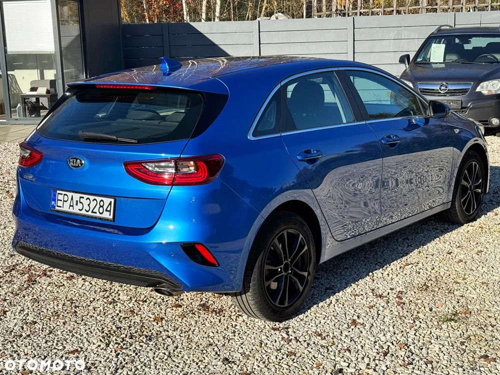 Kia Ceed 1.4 T-GDI DCT OPF Platinum Edition - 10