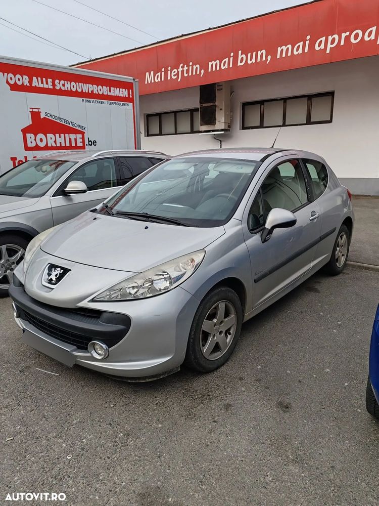 Peugeot 207 - 7
