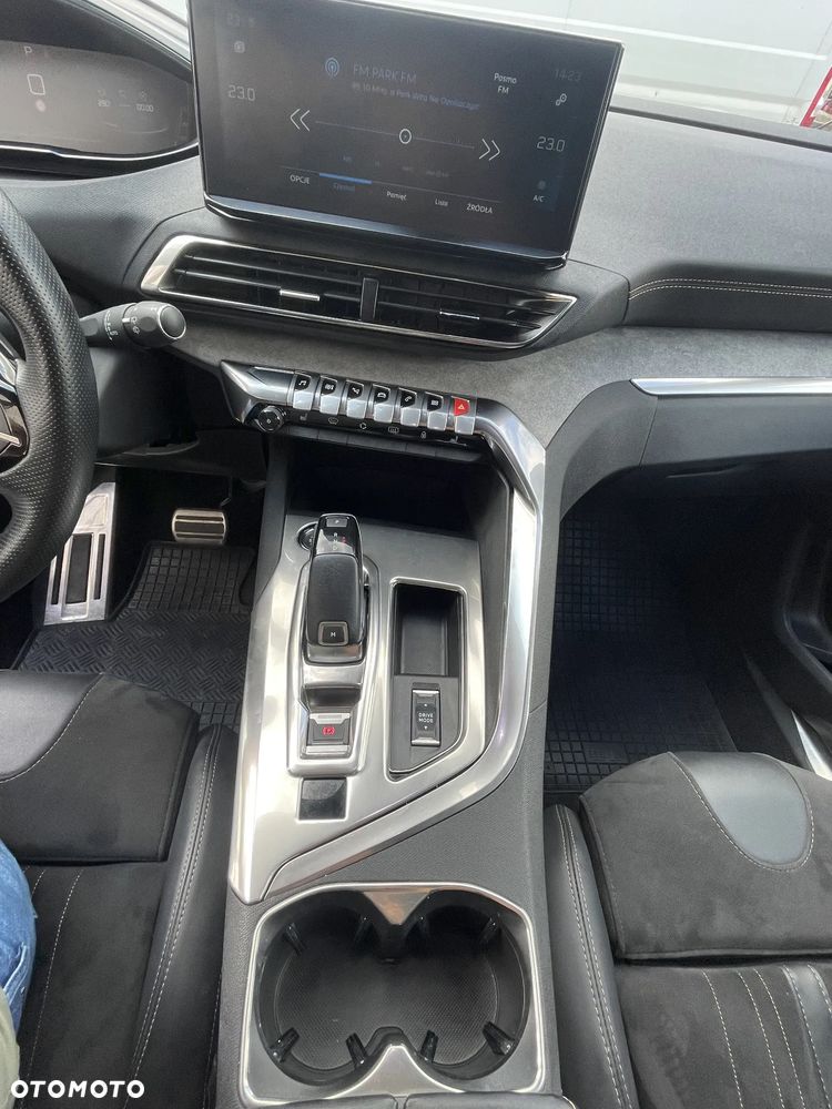 Peugeot 5008 1.6 PureTech GT Pack S&S EAT8 - 11