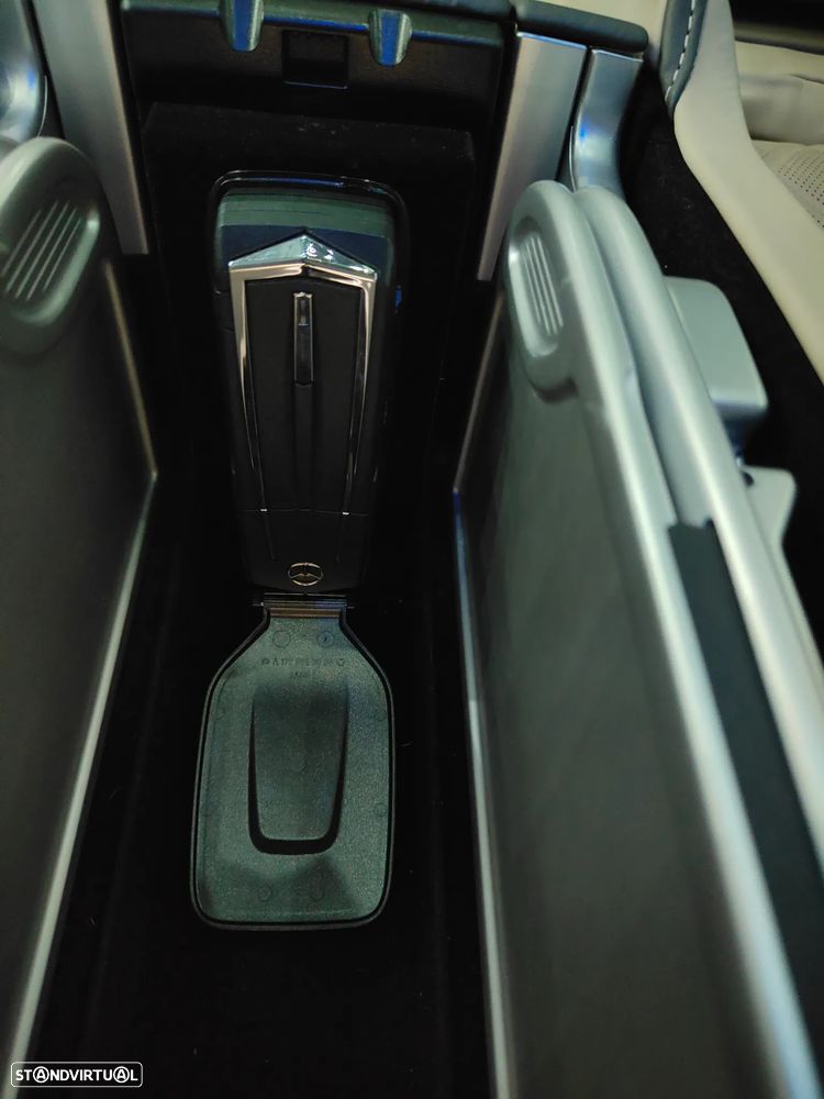 Mercedes-Benz S 500 Maybach 4-Matic - 33