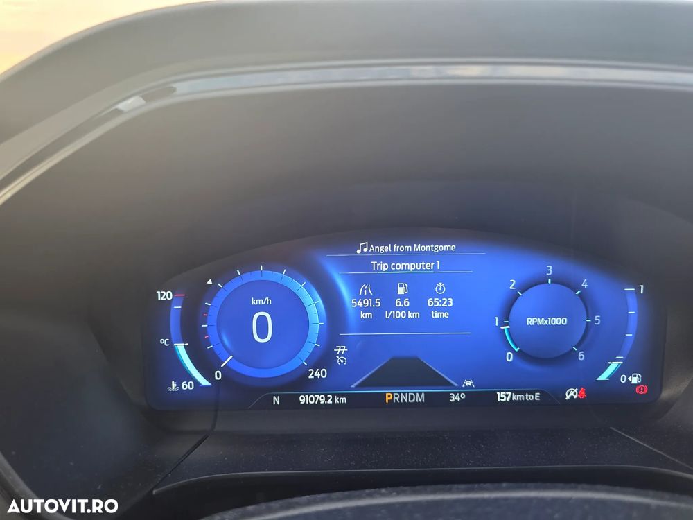 Ford Kuga 2.0 EcoBlue A8 AWD ST Line X - 11