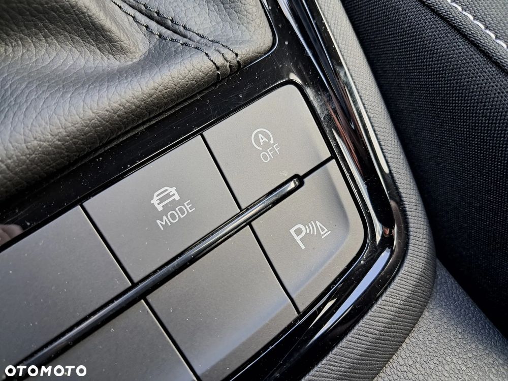 Skoda Kamiq 1.5 TSI Monte Carlo DSG - 32