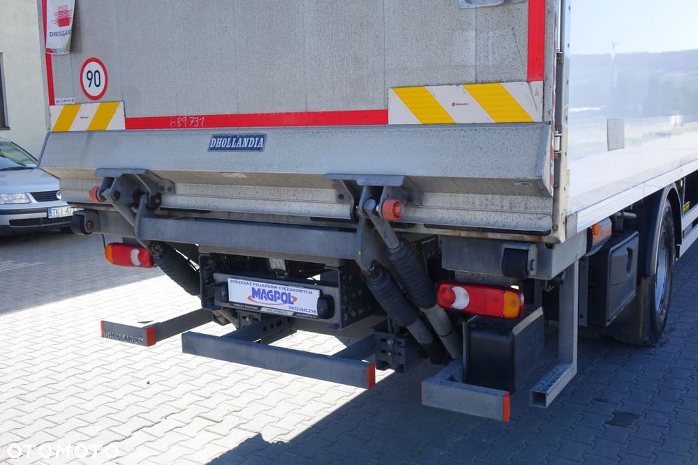 DAF LF 320 EURO 6/ CHŁODNIA PLASTOBLOK / CARRIER SUPRA 850Mt / AUTOMAT / DRZWI / WINDA ZAŁADUNKOWA - 18
