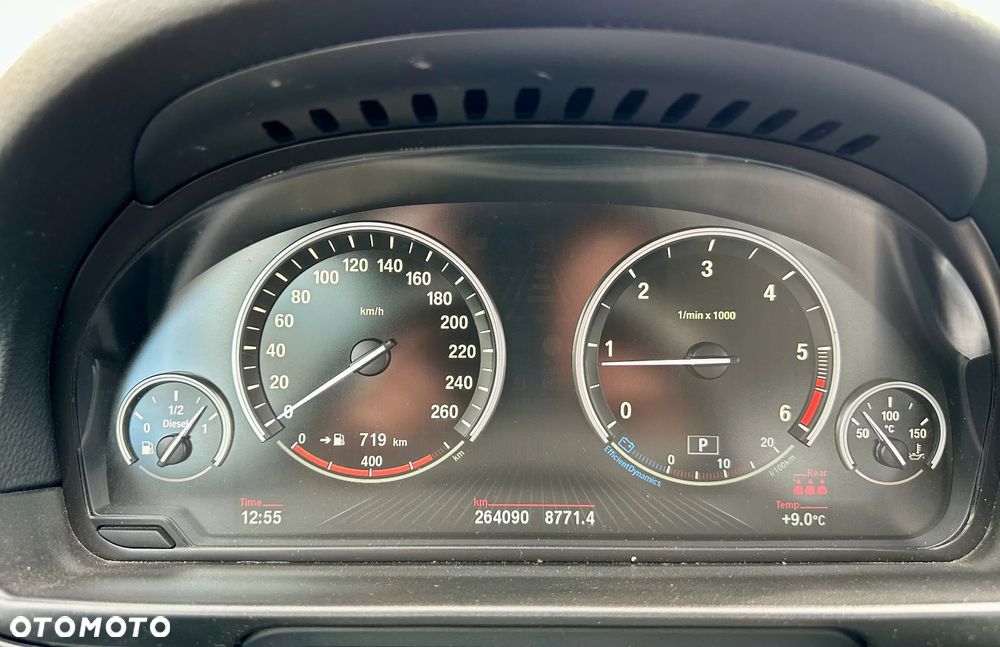 BMW Seria 5 520d Touring - 11