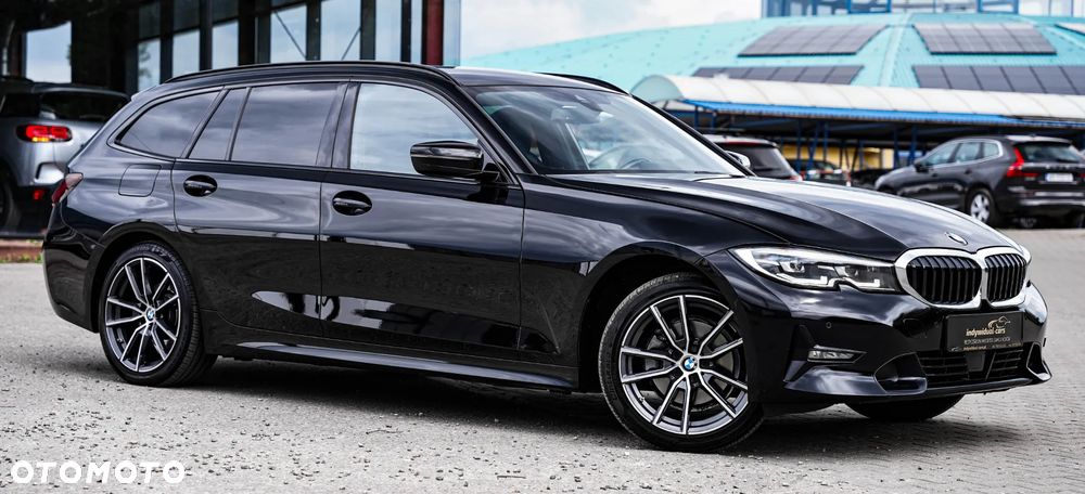 BMW Seria 3 320d Touring Sport Line - 8