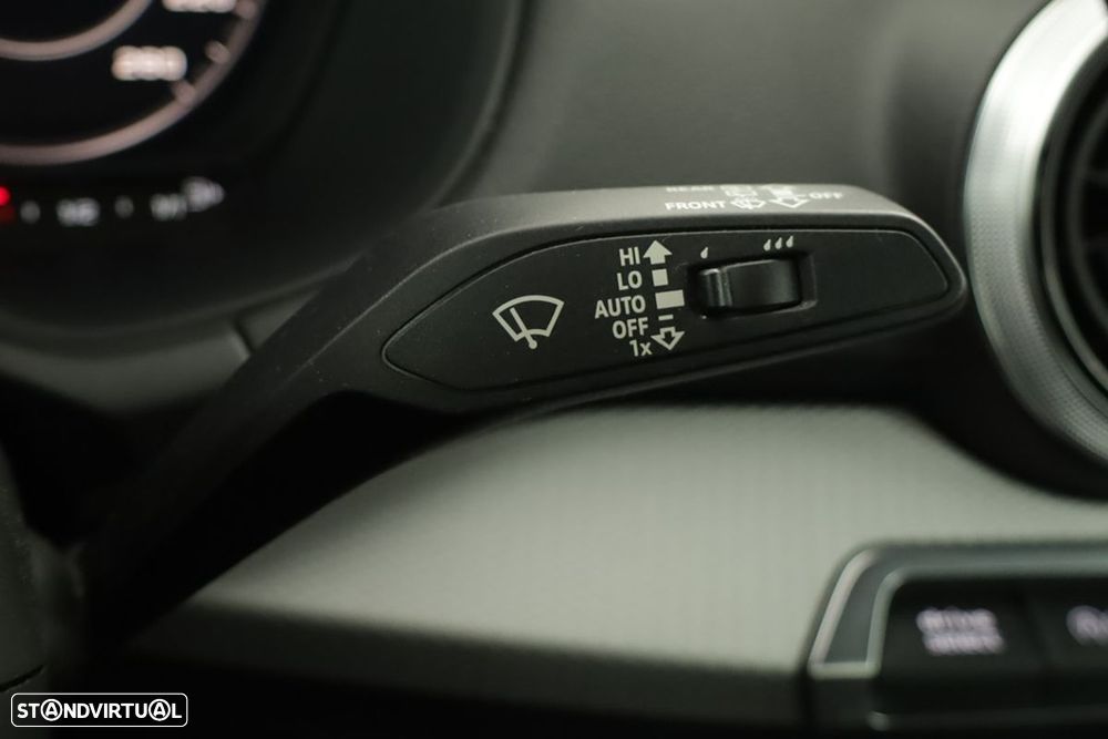 Audi Q2 35 TFSI S line - 19