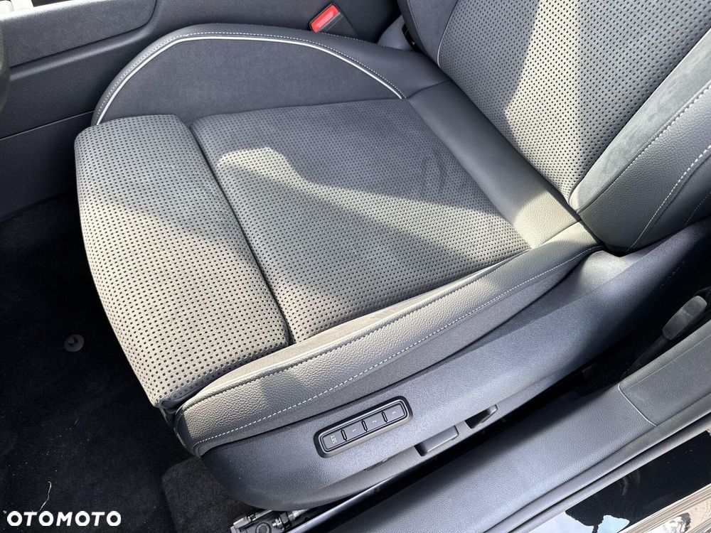 Skoda Superb 2.0 TDI SCR 4x4 Sportline DSG - 24
