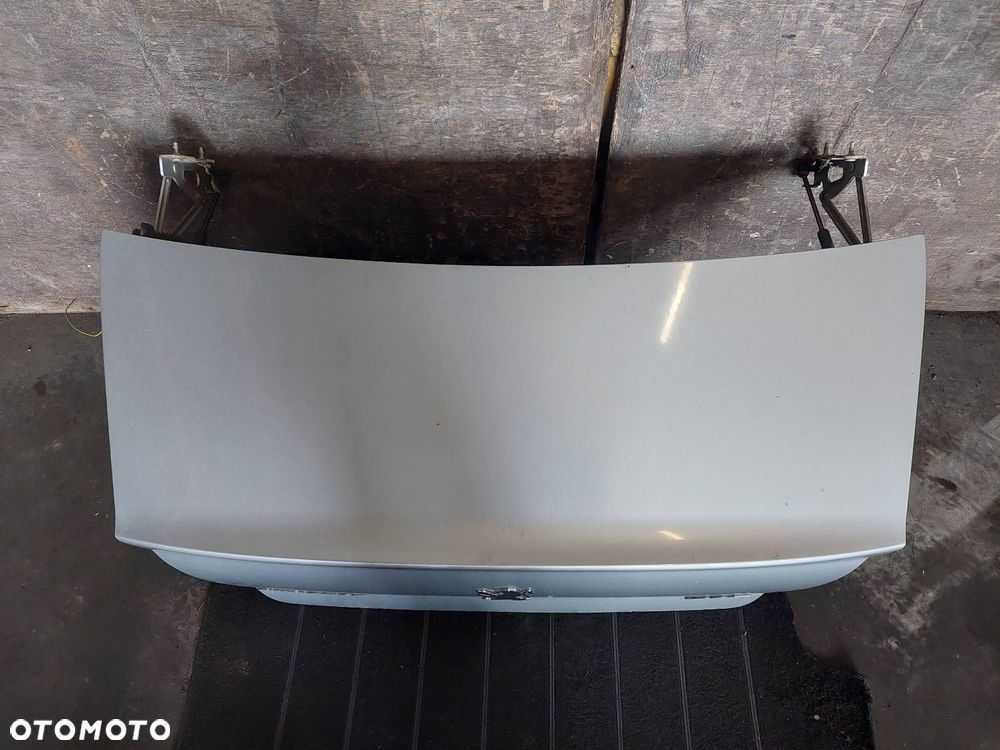 KLAPA BAGAŻNIKA + LAMPY PEUGEOT 407 I SEDAN EZRC ID: 238971 - 6