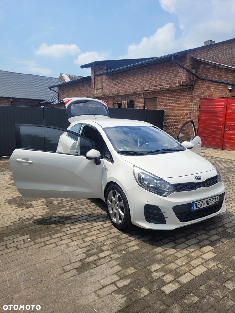 Kia Rio - 13