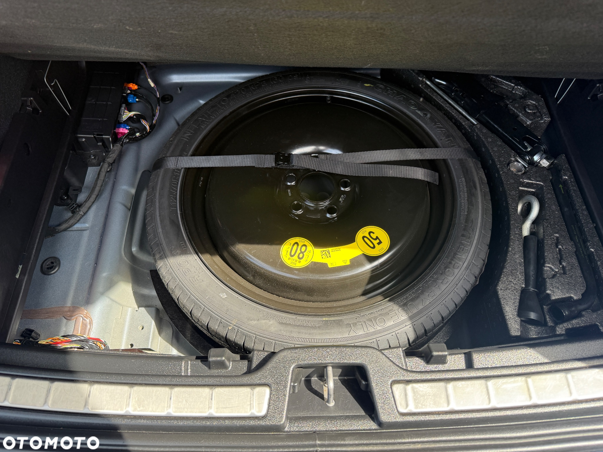Volvo XC 40 T5 AWD R-Design - 24