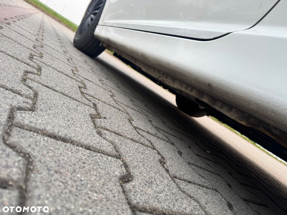 Peugeot 207 1.6 VTi Sporty - 16