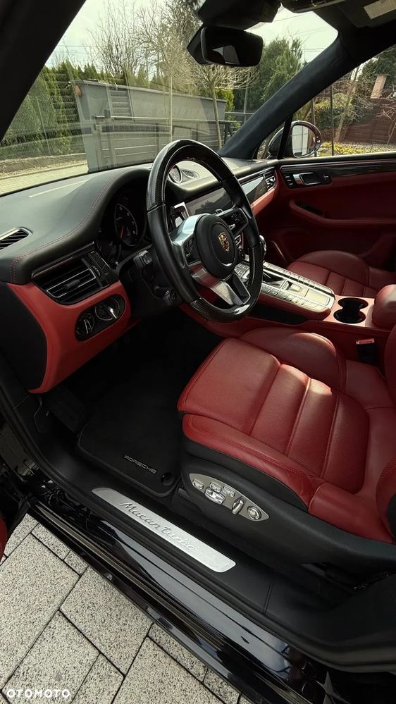 Porsche Macan Turbo PDK - 13