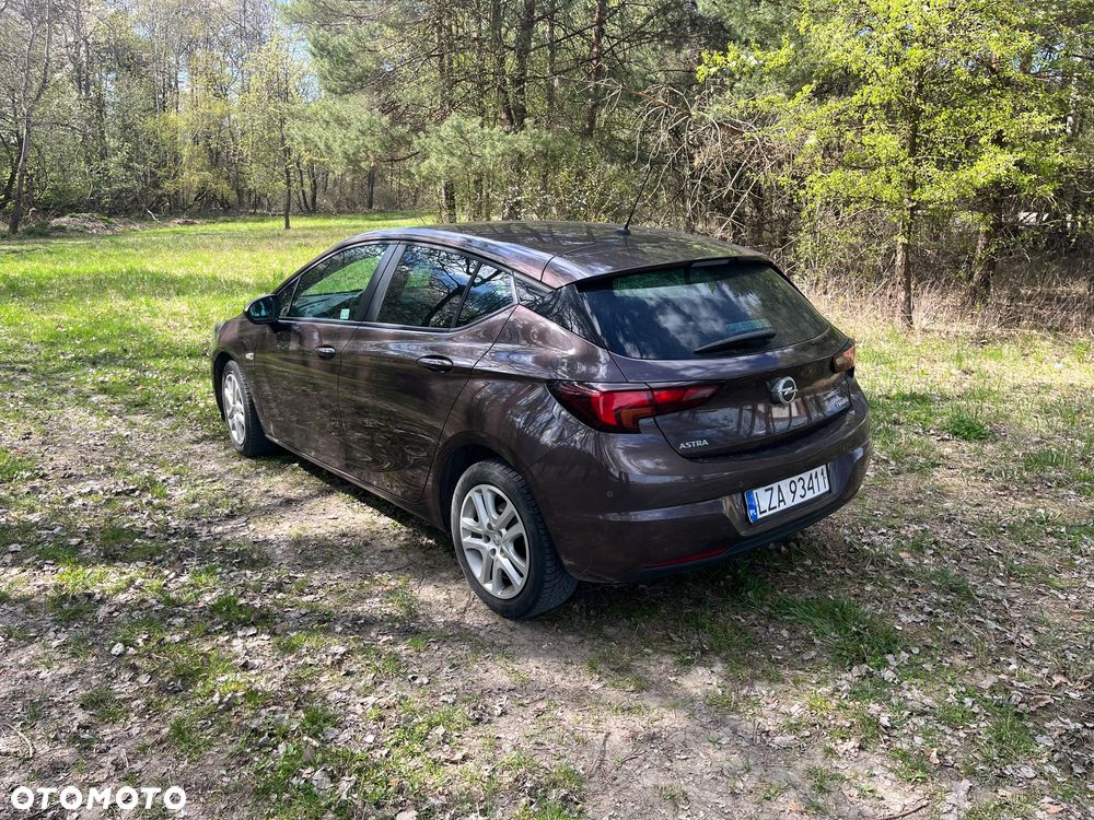 Opel Astra 1.4 T Dynamic - 4