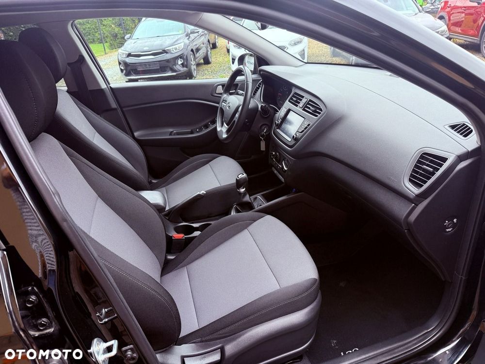 Hyundai i20 1.2 Comfort - 24