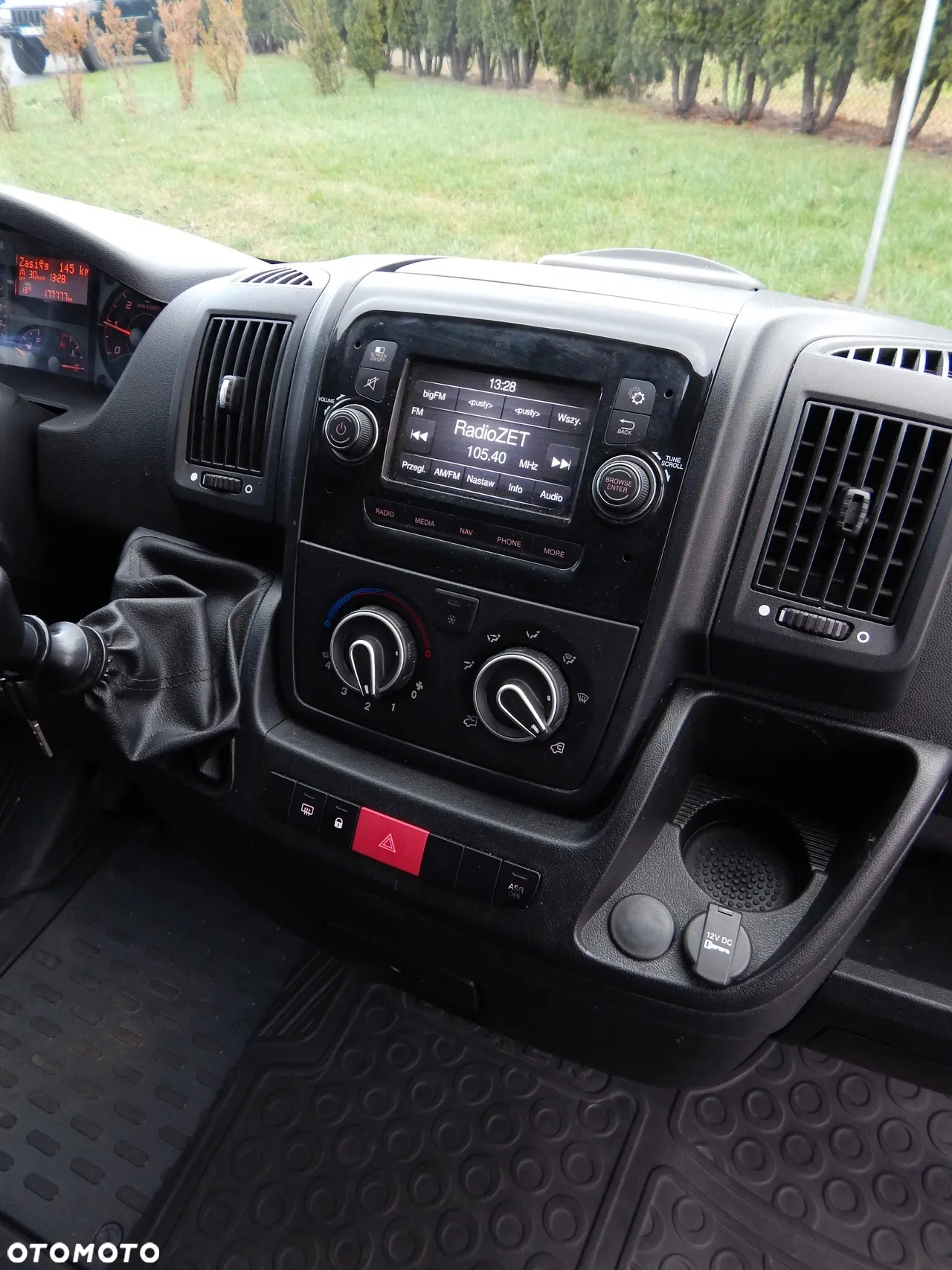 Peugeot BOXER - 12