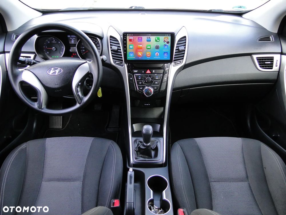 Hyundai i30 1.4 CRDi Premium - 8