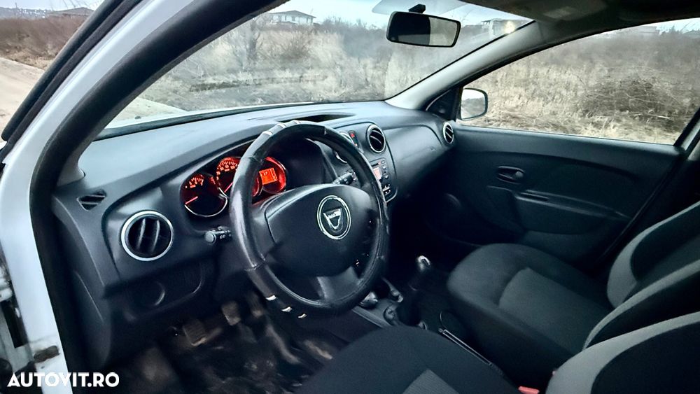 Dacia Logan 1.2 Laureate - 11