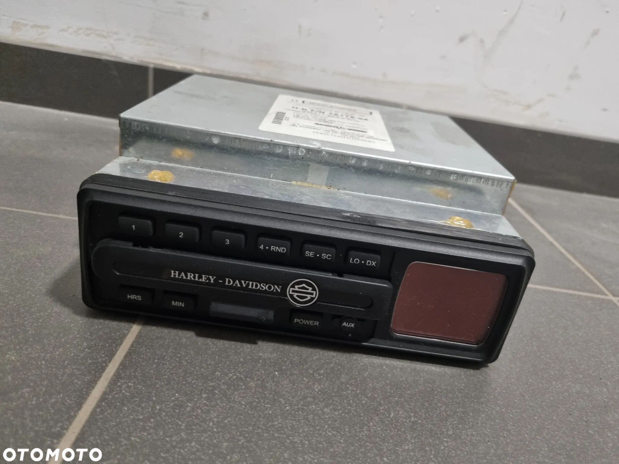 RADIO HARLEY DAVIDSON TOURING 76178-04 - 1